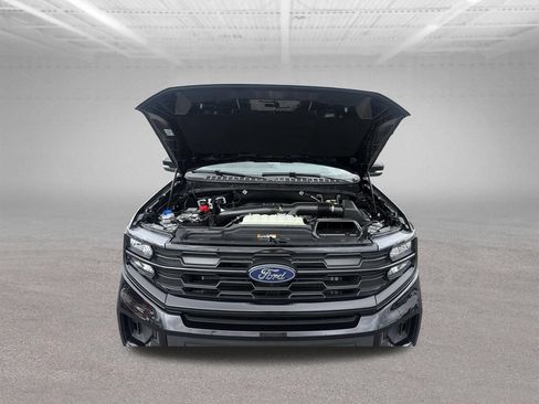 Used 2026 Ford Expedition Active AWD/4WD image 38