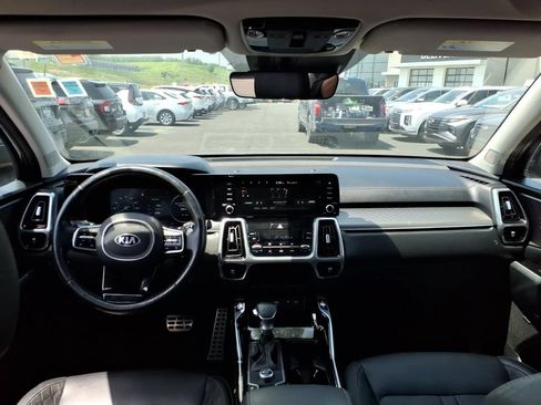 Certified 2021 Kia Sorento SX FWD image 16