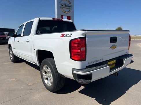 Used 2018 Chevrolet Silverado 1500 LT w/ All Star Edition AWD/4WD image 5
