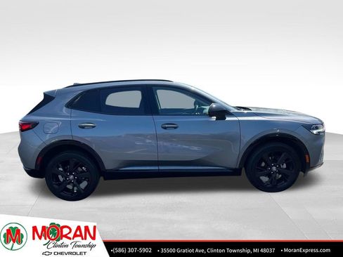 Certified 2022 Buick Envision Essence w/ Technology Package I FWD image 8