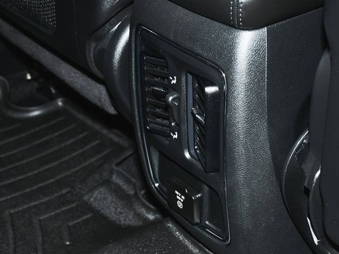 Used 2021 Jeep Grand Cherokee Laredo X image 42