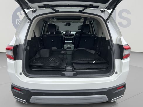 Used 2023 Honda Pilot Touring image 26