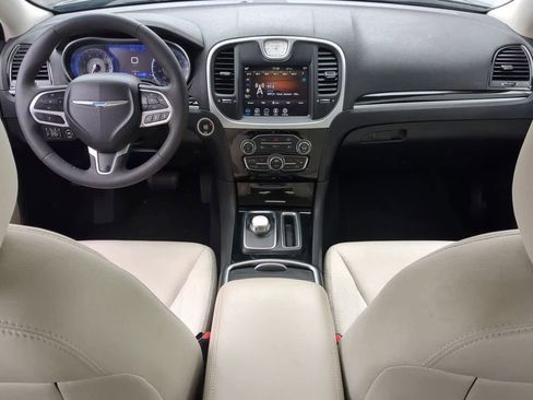 Certified 2023 Chrysler 300 Touring w/ Safetytec Plus Group RWD image 15
