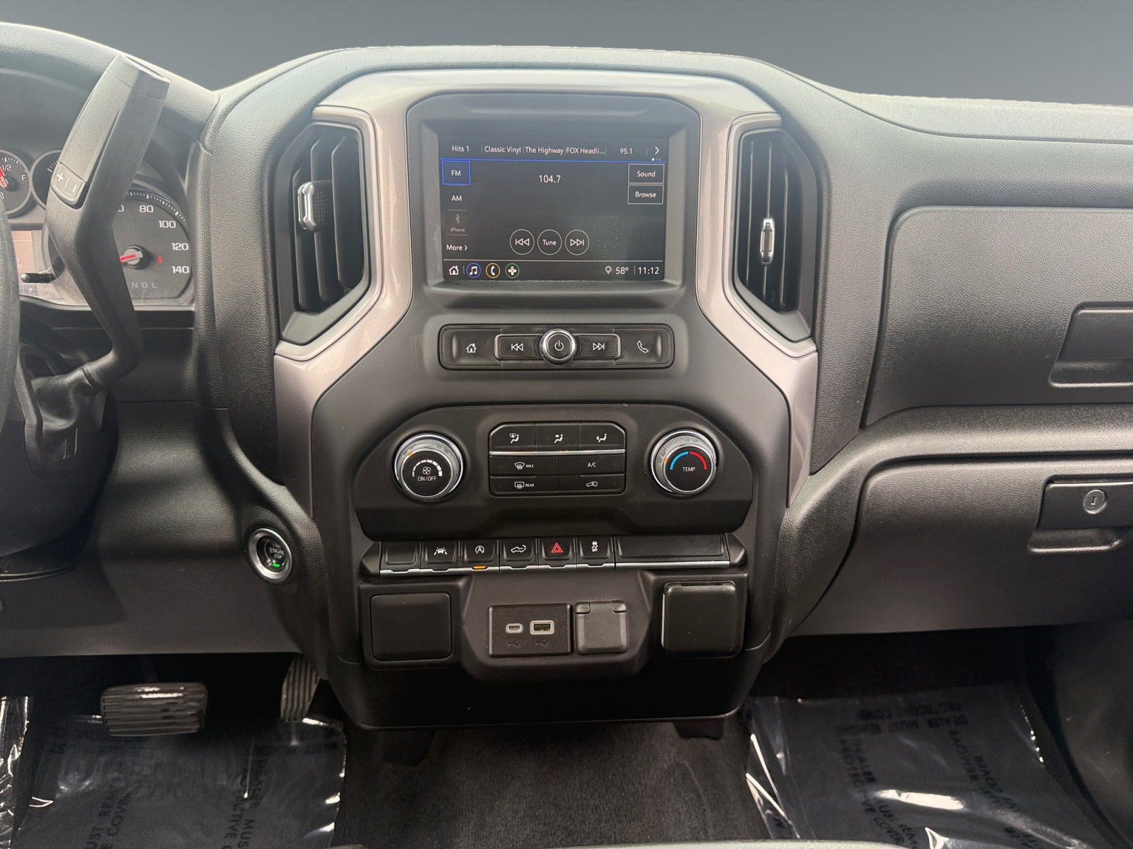 Used 2022 Chevrolet Silverado 1500 Custom w/ LPO, Dark Essentials Package AWD/4WD image 11