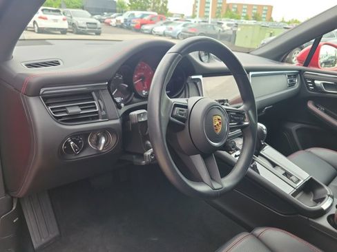 Certified 2024 Porsche Macan GTS AWD/4WD image 4