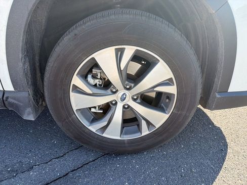 Certified 2025 Subaru Ascent Premium image 10