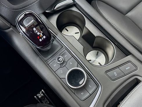 Used 2023 Cadillac XT5 Premium Luxury image 18