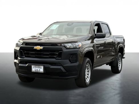 Used 2024 Chevrolet Colorado W/T image 4