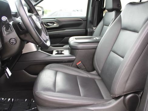 Used 2024 Chevrolet Tahoe Z71 w/ Z71 Off-Road Package AWD/4WD image 38