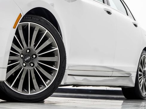 Used 2016 Lincoln MKZ Hybrid w/ Equipment Group 600A Reserve FWD image 2