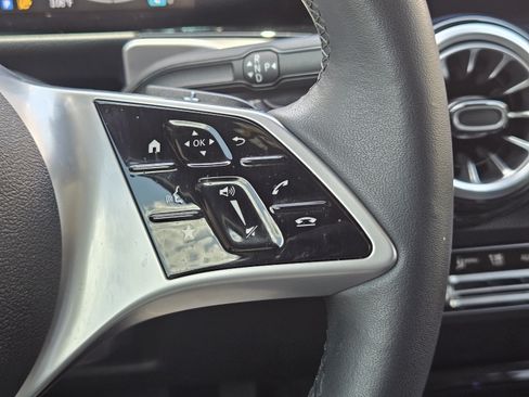 Certified 2026 Mercedes-Benz GLB 250 image 20