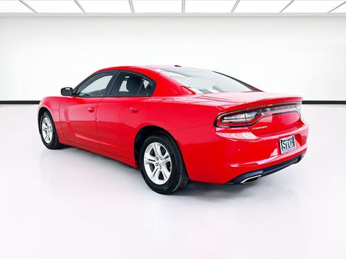 Used 2022 Dodge Charger SXT RWD image 6