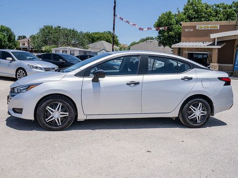 Used 2025 Nissan Versa S w/ Trunk Package FWD image 8