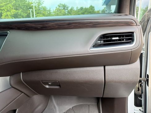 Used 2021 Chevrolet Tahoe LT RWD image 20