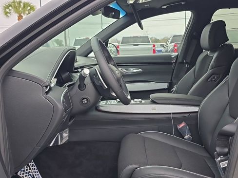 Used 2025 Genesis GV70 2.5T Sport Prestige w/ Sport Prestige Package image 12