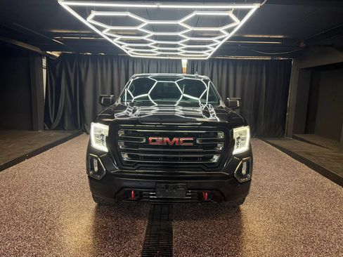 Used 2021 GMC Sierra 1500 AT4 w/ AT4 Preferred Package AWD/4WD image 3