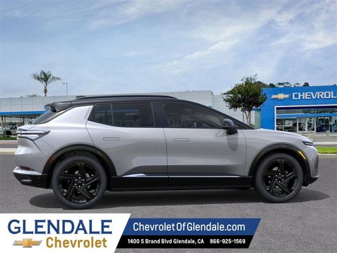 New 2026 Chevrolet Equinox EV RS image 5