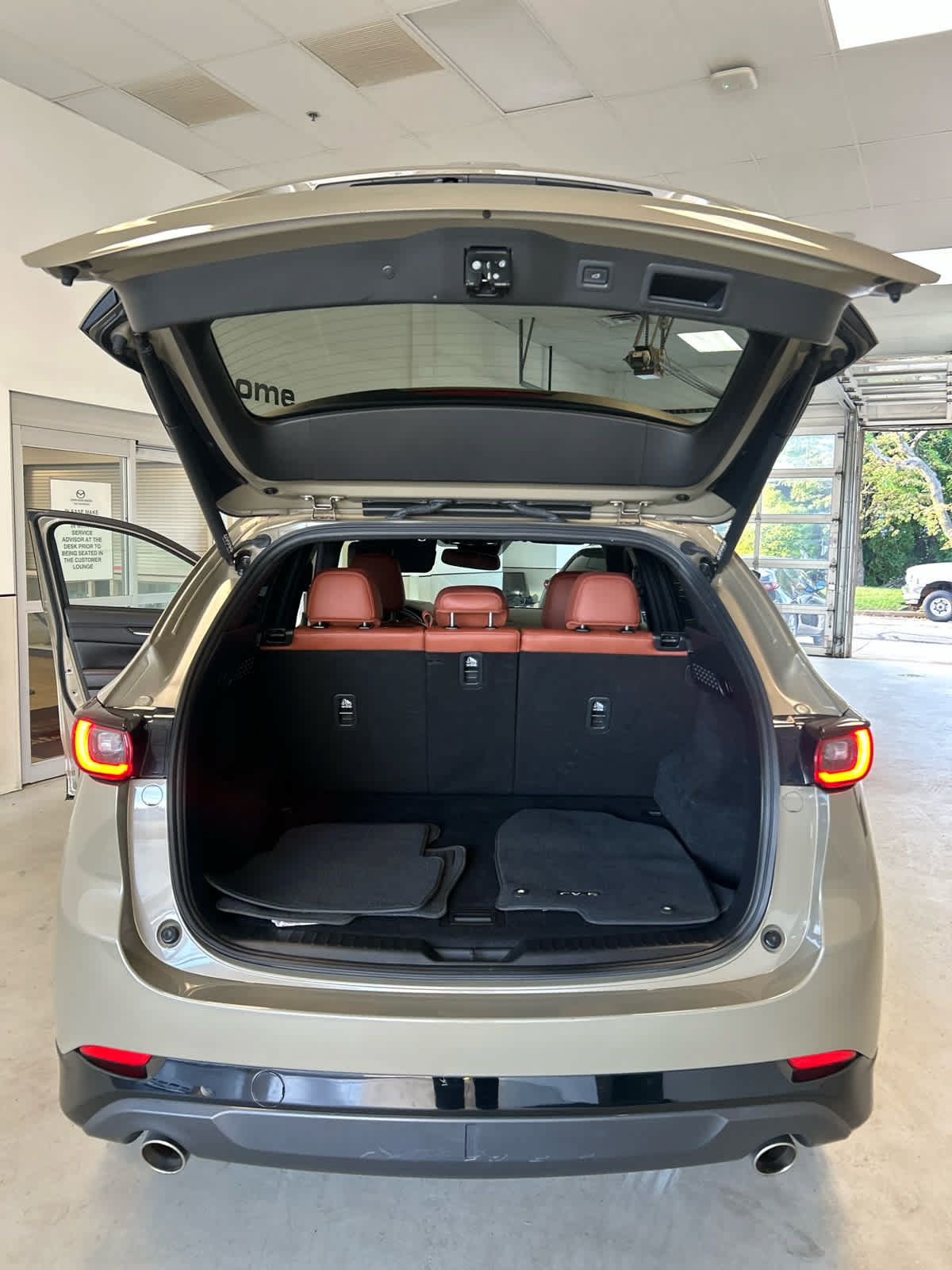 Certified 2024 MAZDA CX-5 Carbon Edition AWD/4WD image 18
