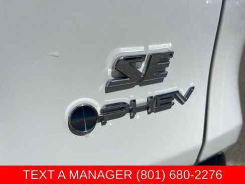 Used 2025 Toyota RAV4 SE AWD/4WD image 12