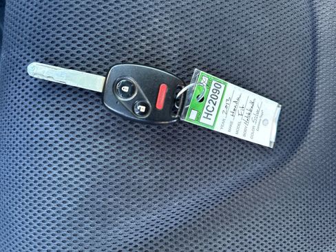 Used 2013 Honda Fit Sport image 29