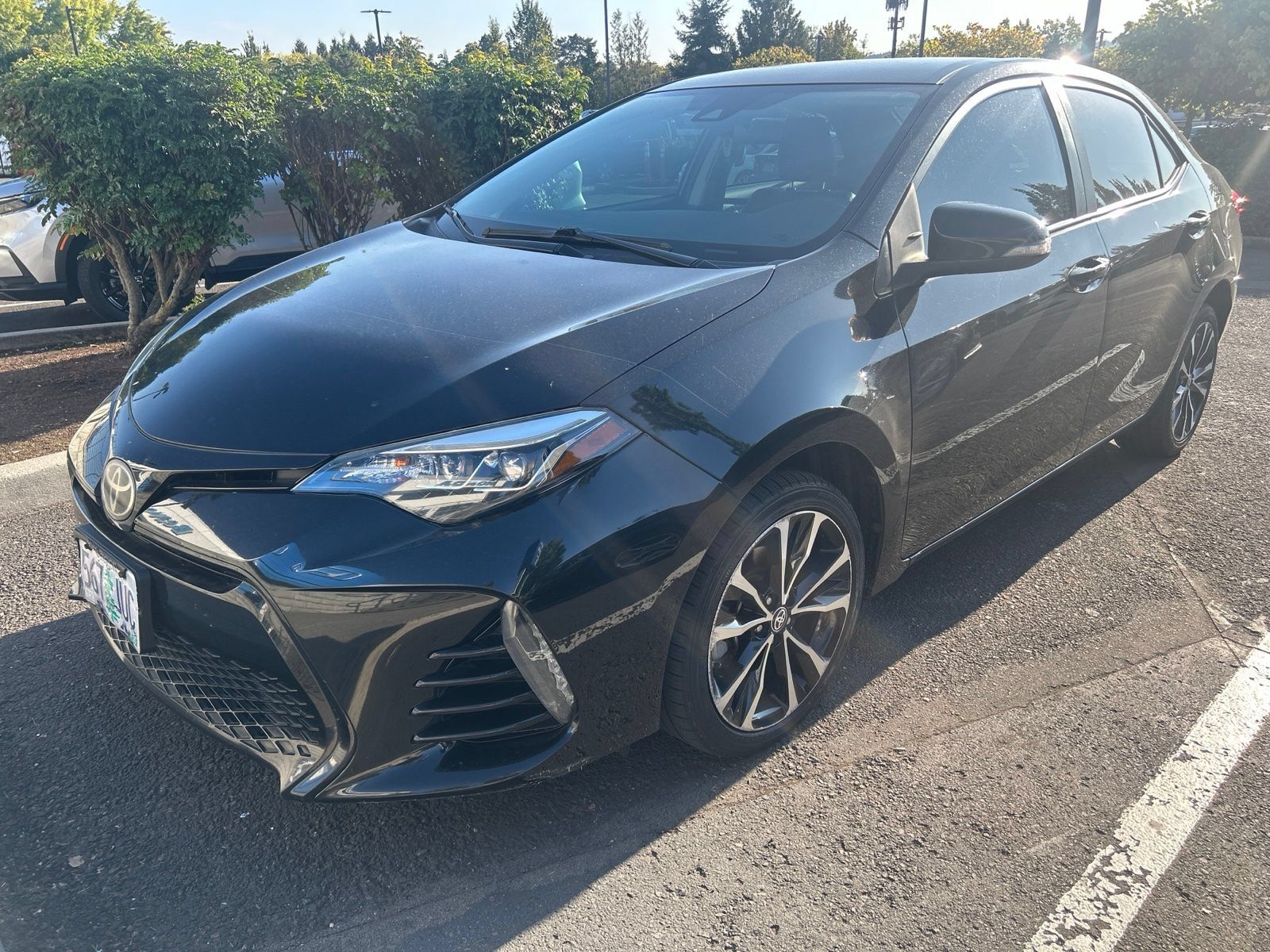 Used 2017 Toyota Corolla SE FWD image 1