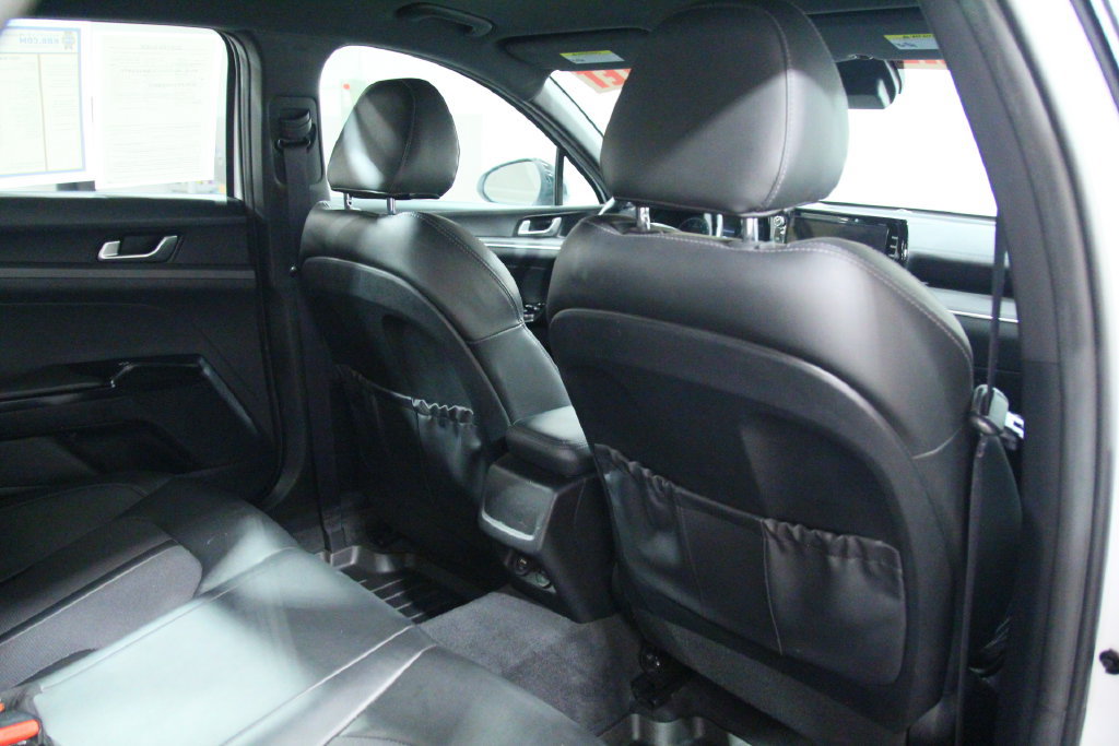 Used 2022 Kia K5 GT-Line AWD/4WD image 22