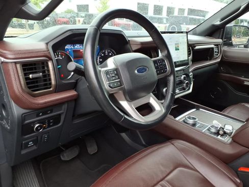 Used 2024 Ford Expedition Max Limited AWD/4WD image 19