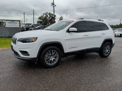 Used 2019 Jeep Cherokee Latitude Plus