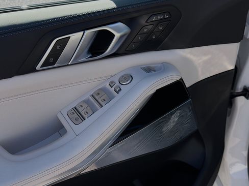New 2026 BMW ALPINA XB7 AWD/4WD image 24