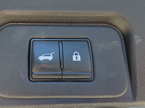 Used 2023 Nissan Rogue SL w/ SL Premium Package AWD/4WD image 42