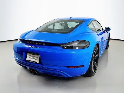 Certified 2024 Porsche 718 Cayman S RWD image 9
