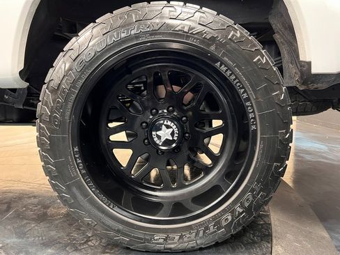 Used 2022 Ford F350 Limited image 31