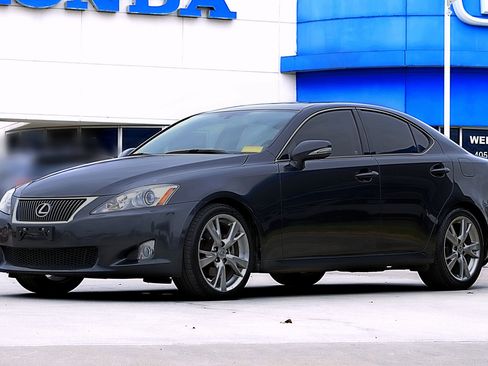 Used 2009 Lexus IS 250 image 1