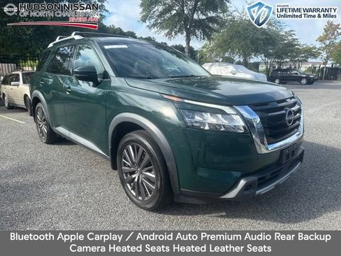 Used 2024 Nissan Pathfinder SL w/ SL Premium Package AWD/4WD image 1