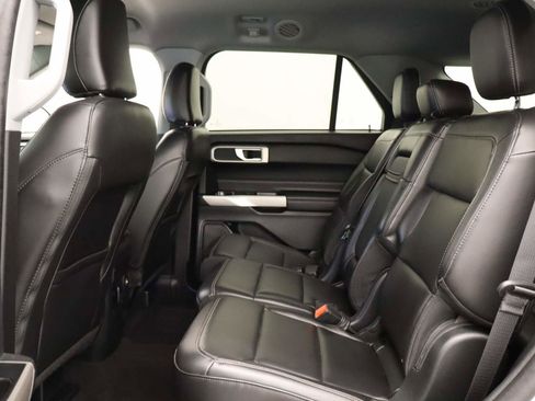 Used 2023 Ford Explorer XLT w/ Equipment Group 202A image 16