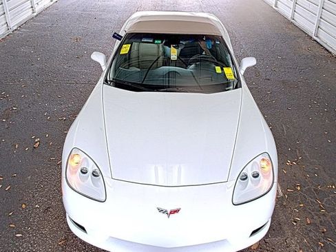 Used 2006 Chevrolet Corvette Convertible w/ Preferred Equipment Group image 14