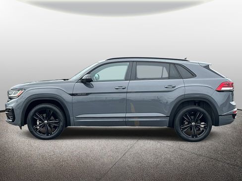 Used 2023 Volkswagen Atlas Cross Sport SEL R-Line AWD/4WD image 2