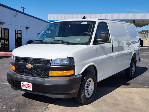 New 2025 Chevrolet Express 2500 w/ Driver Convenience Package image 2