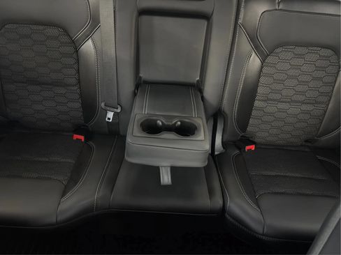 Used 2020 RAM 1500 Sport w/ Level 2 Equipment Goup w/2_L AWD/4WD image 46