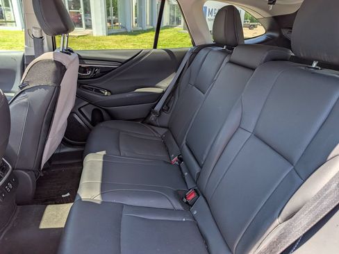 Used 2024 Subaru Outback Limited AWD/4WD image 21