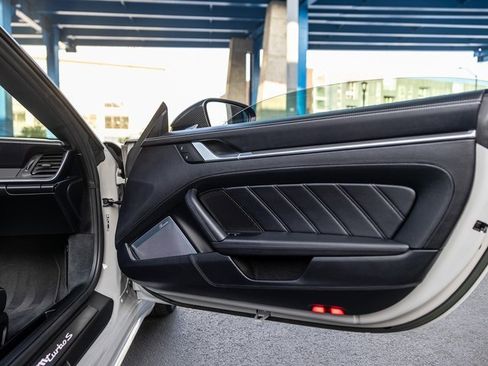 Used 2022 Porsche 911 Turbo S image 34