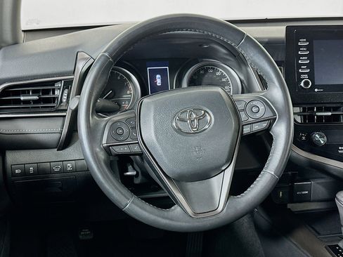 Used 2024 Toyota Camry SE FWD image 18