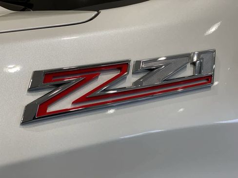 Used 2022 Chevrolet Silverado 1500 LT Trail Boss w/ Convenience Package II image 10