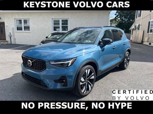 Certified 2024 Volvo XC40 B5 Plus w/ Protection Package Premier AWD/4WD image 1