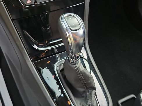 Certified 2019 Buick Encore Preferred FWD image 14