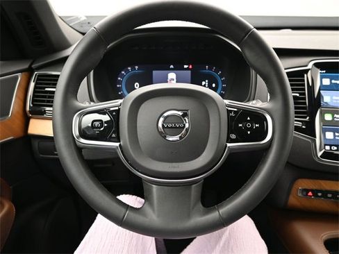 Used 2023 Volvo XC90 B6 Plus w/ Protection Package Premier image 24