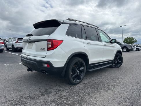 Used 2019 Honda Passport Elite image 12
