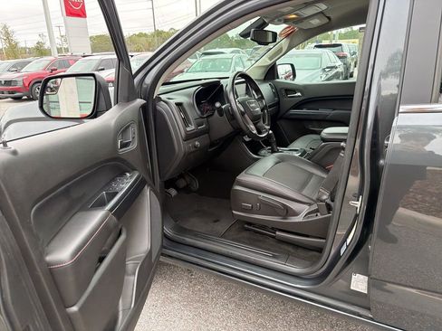 Used 2016 GMC Canyon SLE w/ All Terrain Package image 12