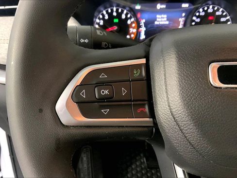 Used 2023 Jeep Compass Latitude AWD/4WD image 18