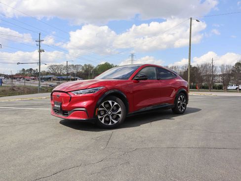 Used 2021 Ford Mustang Mach-E Premium image 7